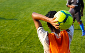 トラップミス激減！元サッカー部キャプテンが教えるボールコントロールの極意
